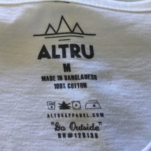 Altru Men's Graphic Tank Top " Land of the free, home of the waves" - Picture 5 of 5